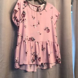 Floral lavendar top
